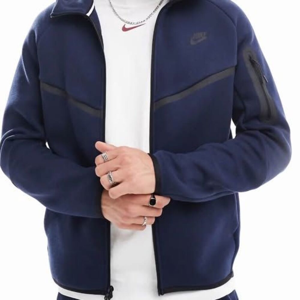 Nike Tech Fleece Full-Zip Hoodie